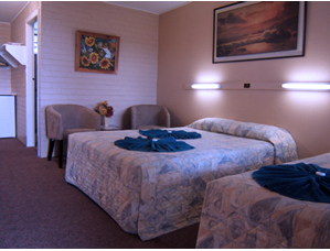 Whitsunday Palms - Accommodation Gladstone 0