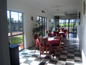 Whitsunday Palms - Accommodation Gladstone 2