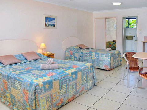 Yamba Twin Pines Motel - Accommodation Gladstone 6