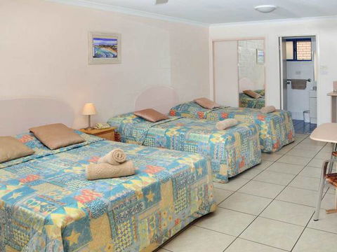 Yamba Twin Pines Motel - Accommodation Gladstone 7