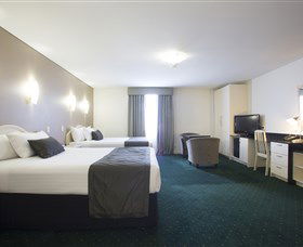 Hotel Northbridge - Accommodation Gladstone 3