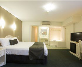 Hotel Northbridge - Accommodation Gladstone 2