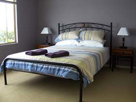 Jacaranda Heights Bed And Breakfast - Accommodation Gladstone 1
