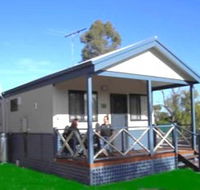 Pinjarra Cabins and Caravan Park - Accommodation Gladstone