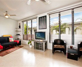 Beachside Tropical Retreat - Accommodation Gladstone 7
