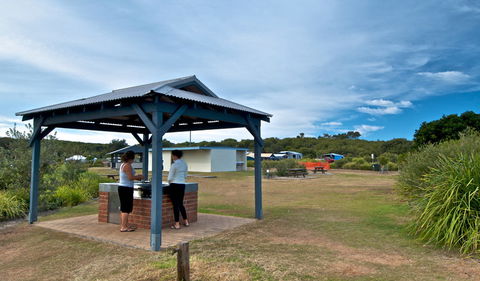 Freemans Campground - Accommodation Gladstone 2