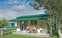 Glen Villa Resort - Accommodation Gladstone 1