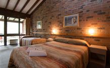 Avoca Beach Hotel And Resort - Accommodation Gladstone 1