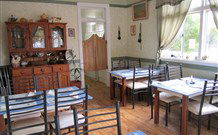 Albert Hotel - Albert - Accommodation Gladstone 0