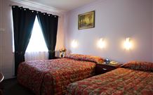 Artesian Motor Inn And Restaurant - Accommodation Gladstone 0