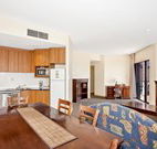 Quality Suites Boulevard on Beaumont - Hamilton - Accommodation Gladstone