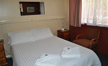 Red Cedar Motel: Muswellbrook - Accommodation Gladstone 2