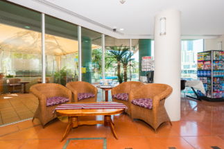 The Emerald Surfers Paradise - Accommodation Gladstone 2