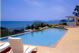 Bellevue At Trinity Beach - Accommodation Gladstone 0