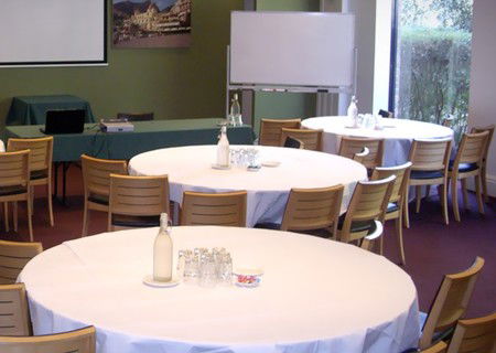 Best Western The Tudor Box Hill - Accommodation Gladstone 2