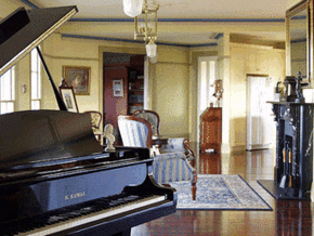 Barcaldine House - Accommodation Gladstone 1