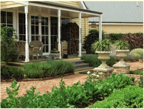 Barcaldine House - Accommodation Gladstone 3