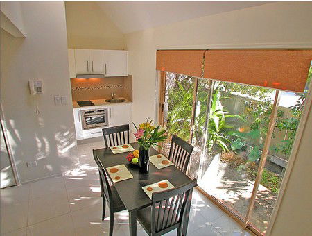 Byron Central Apartments - Accommodation Gladstone 1