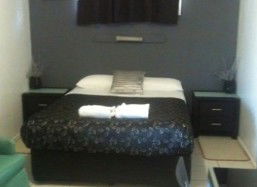 Charm City Motel - Accommodation Gladstone 4