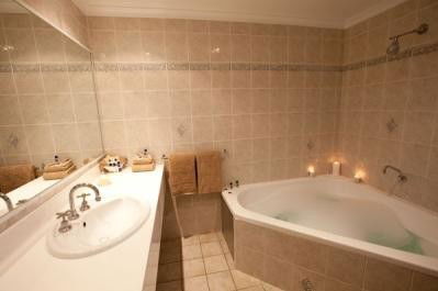 Endeavour Court Motor Inn - Accommodation Gladstone 4