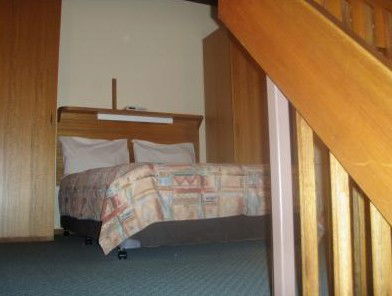 Alpine Gables Motel - Accommodation Gladstone 0