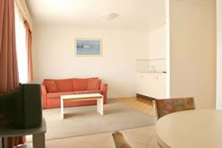 Argyle Terrace Motor Inn - Accommodation Gladstone 0