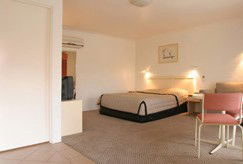Argyle Terrace Motor Inn - Accommodation Gladstone 2
