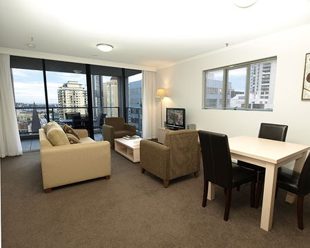 Oaks Lexicon - Accommodation Gladstone 0