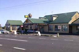 Carleton Inn - Accommodation Gladstone 0