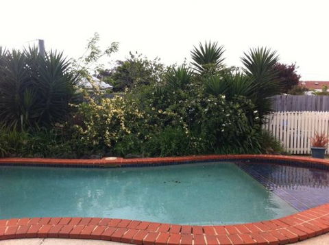 Rose Garden Motel - Accommodation Gladstone 3