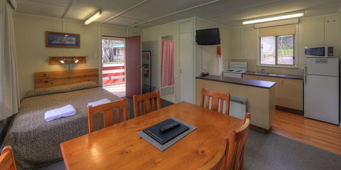 Kosciuszko Tourist Park - Accommodation Gladstone 2