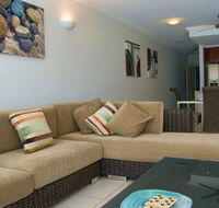 Waters Edge Apartments Cairns - Accommodation Gladstone