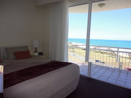 Aquarius Resort - Accommodation Gladstone 6