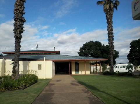 Coro Motel - Accommodation Gladstone 0