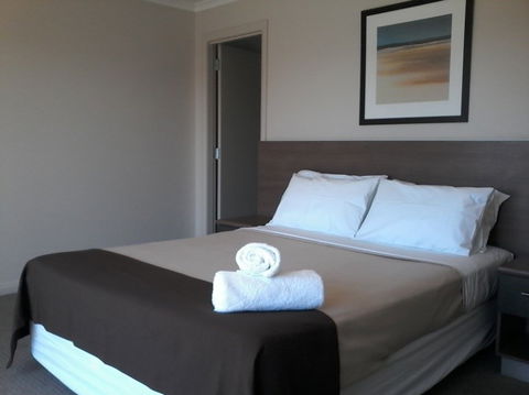 Coro Motel - Accommodation Gladstone 1