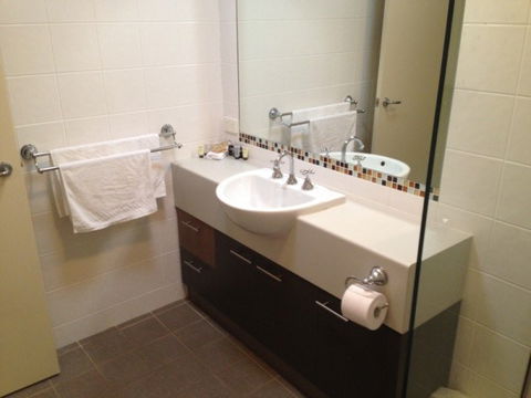 Coro Motel - Accommodation Gladstone 2