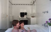 Arcadian Retreat - Accommodation Gladstone 1