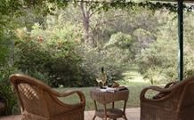 Arcadian Retreat - Accommodation Gladstone 2