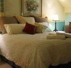 Hawks Nest Bed and Breakfast - Accommodation Gladstone