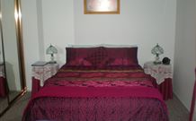 Lakeside Homestay - - Accommodation Gladstone 0
