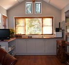 The Studio - - Accommodation Gladstone
