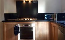 Lochiel Cottage - Accommodation Gladstone 4