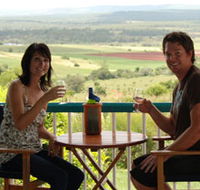Crane Winery Bed and Breakfast - Accommodation Gladstone