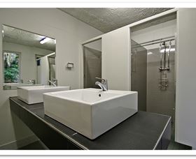CStay Holiday Accommodation - Accommodation Gladstone 1