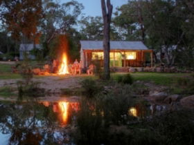 Diamondvale Cottages - Accommodation Gladstone 0