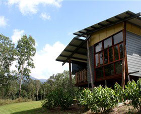 Sweetwater Lodge - Accommodation Gladstone 0