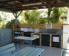 BIG 4 Cane Village - Accommodation Gladstone 1