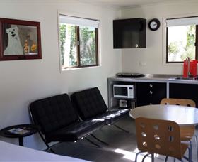 BIG 4 Cane Village - Accommodation Gladstone 3