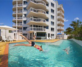 Beachside Resort - Accommodation Gladstone 2