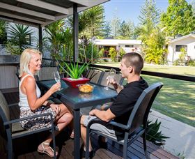 Main Beach Tourist Park - Accommodation Gladstone 0